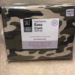 Twin/Twin XL cameo 3 piece sheet set.